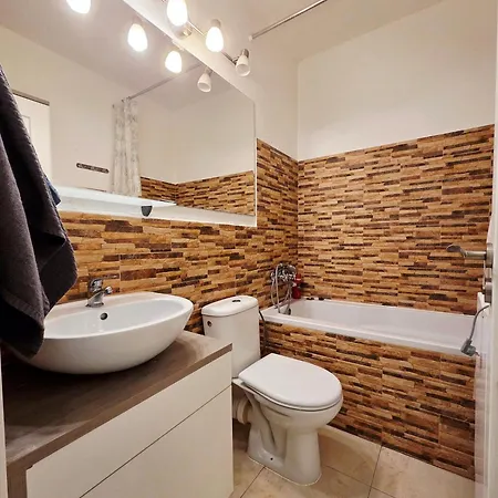 Park View Center Location With Balcony Apartment