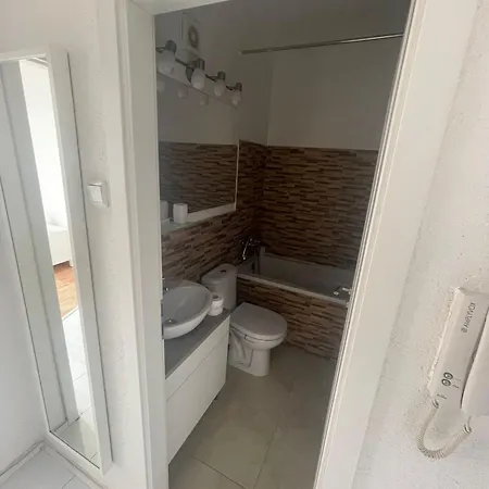 Park View Center Location With Balcony Apartmán *