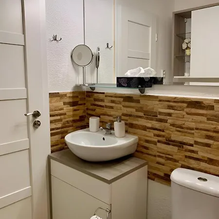 Park View Center Location With Balcony *