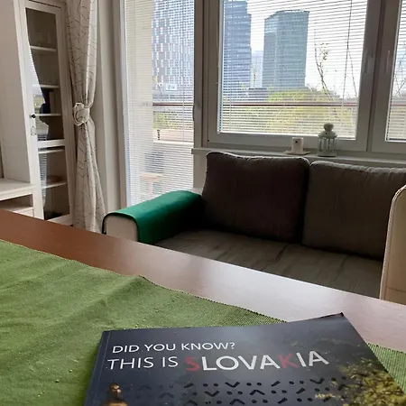 Apartament Park View Center Location With Balcony Bratysława